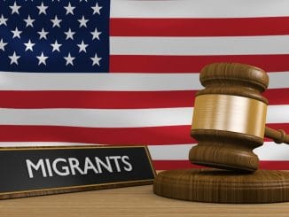 Estados Unidos cerró el 2020 extendiendo las restricciones para los inmigrantes