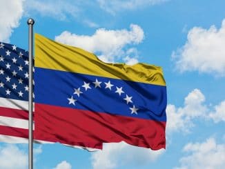 Trump suspende deportaciones de venezolanos de Estados Unidos